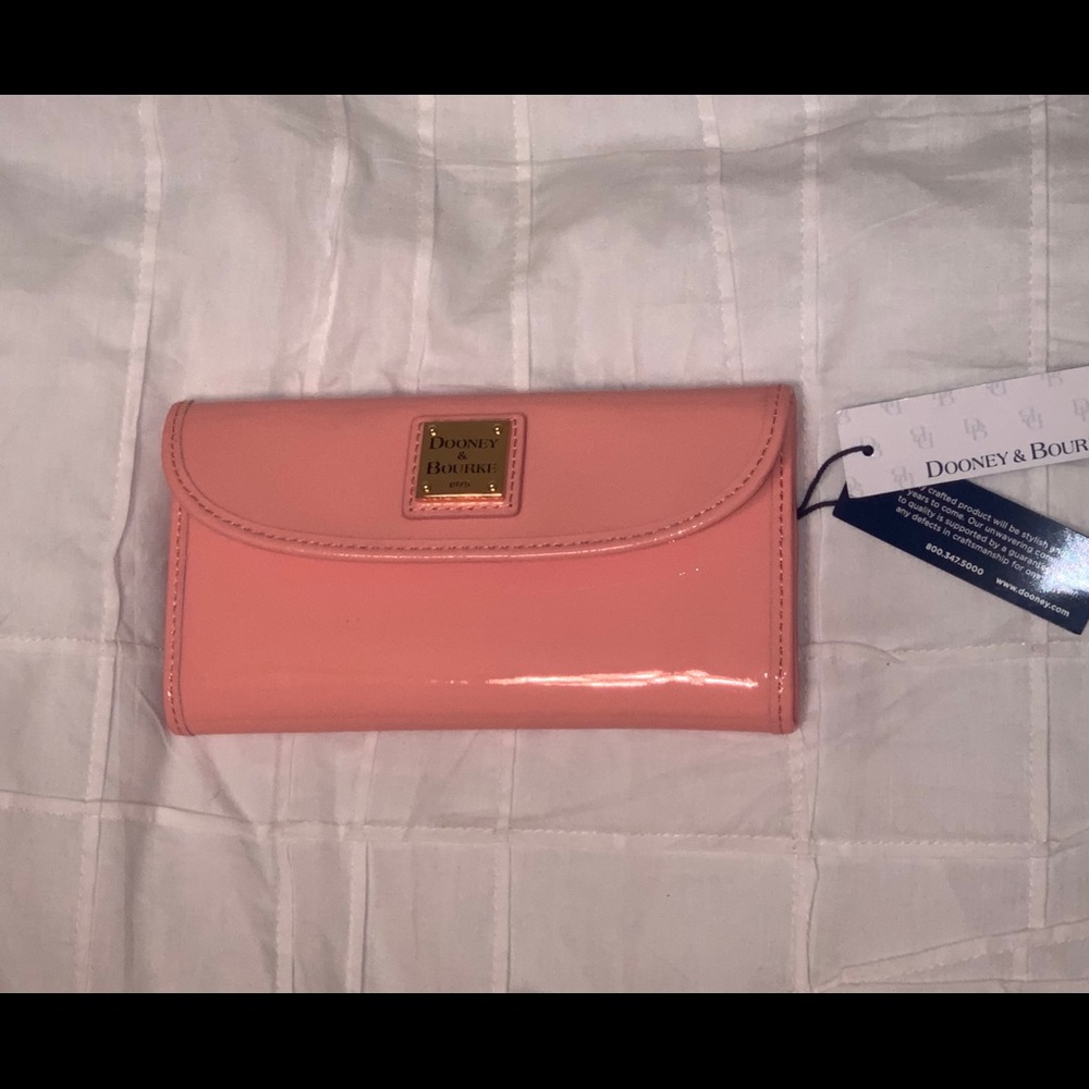 New Dooney and Bourke Continental Pale Pink Wallet